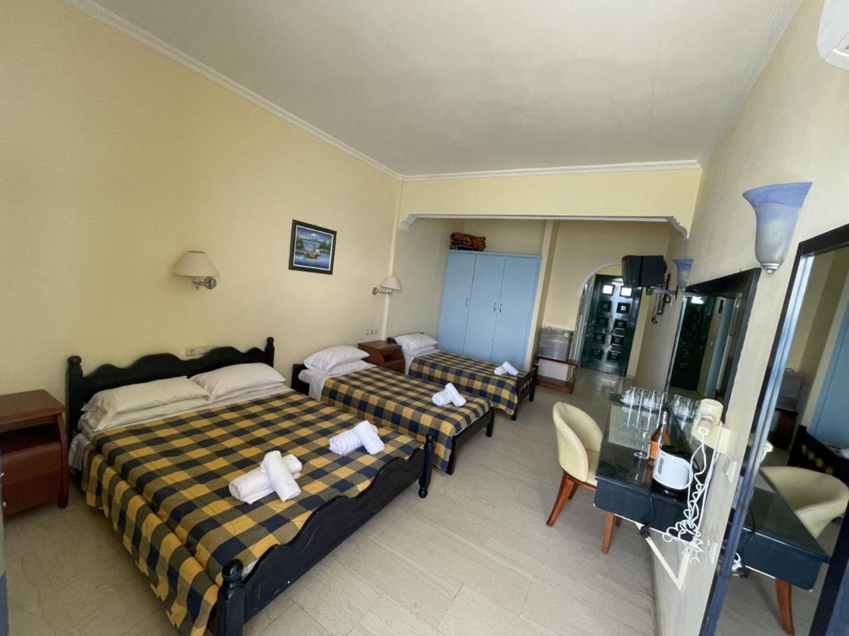 Christina Hotel Mesongi Exterior photo